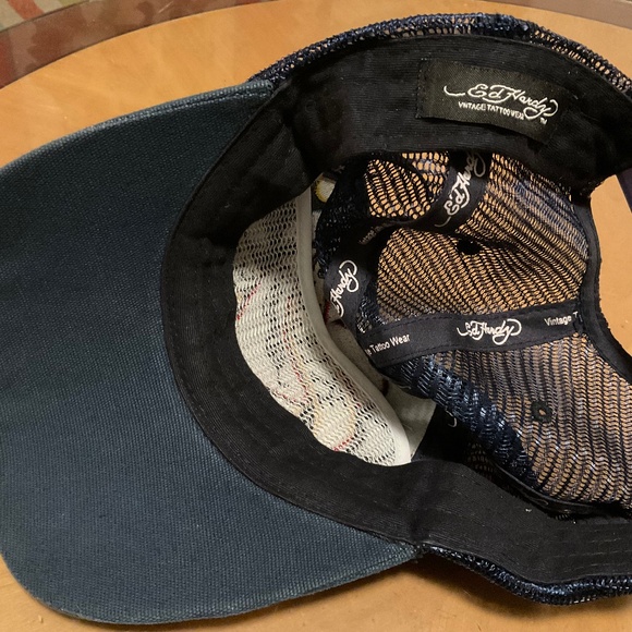 ED HARDY RHINESTONE LKS SKULL HAT - Picture 7 of 7